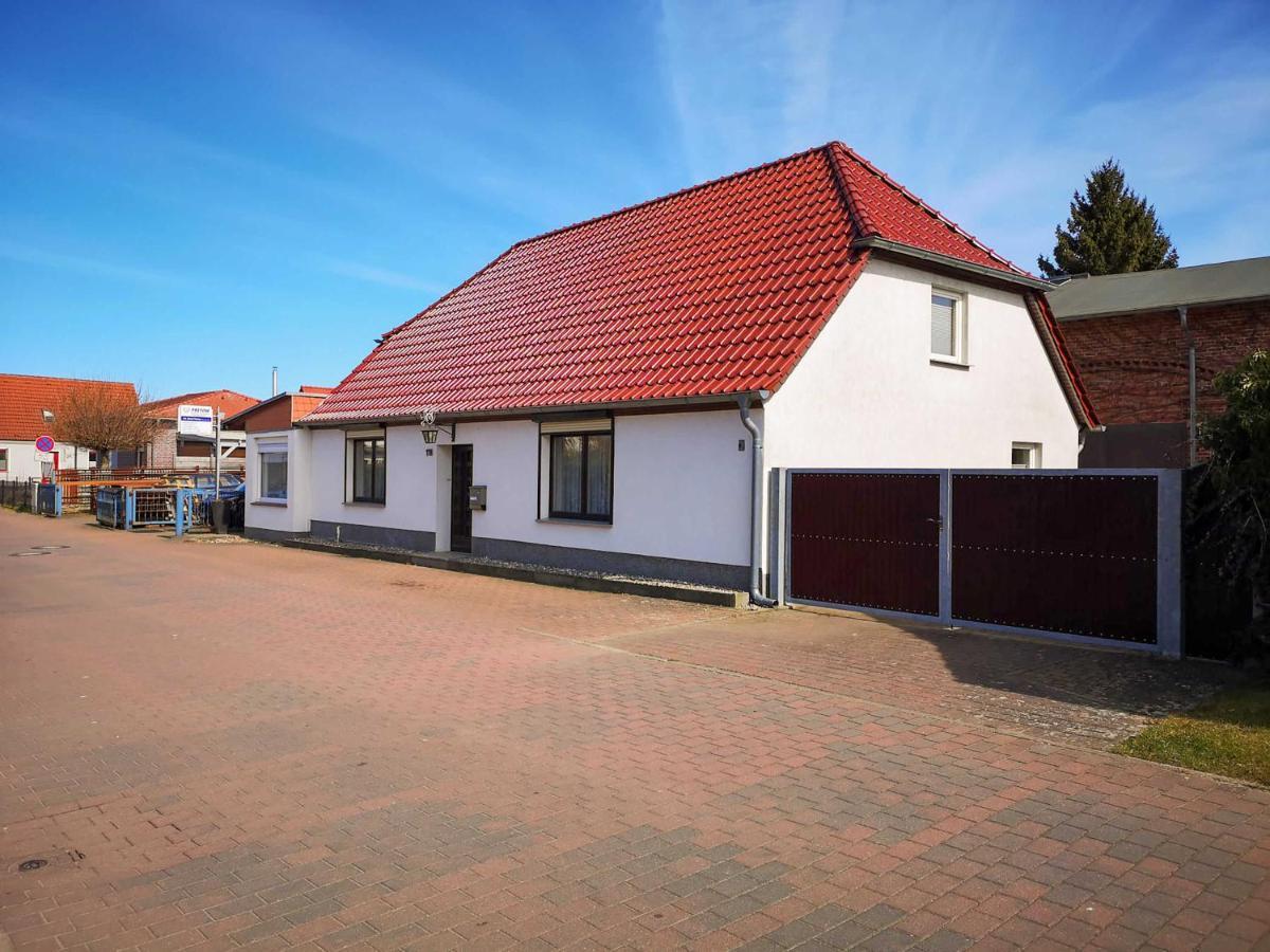 Ferienwohnung Alte Schmiede Niepars Kültér fotó