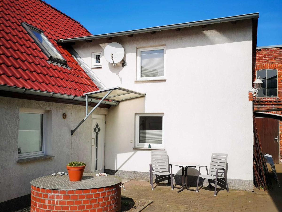 Ferienwohnung Alte Schmiede Niepars Kültér fotó